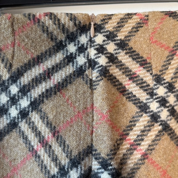 BURBERRY Nova Check Wool Lined Skirt Vintage Classic Size Medium - Picture 2 of 9